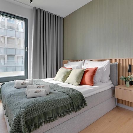 Brabank Riverside - Sauna, Business & Gym By Downtown Apartments Danzica Esterno foto