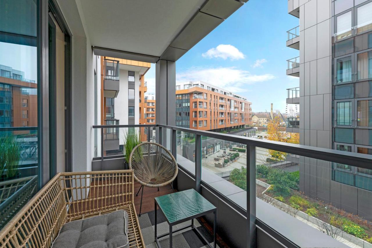 Brabank Riverside - Sauna, Business & Gym By Downtown Apartments Danzica Esterno foto