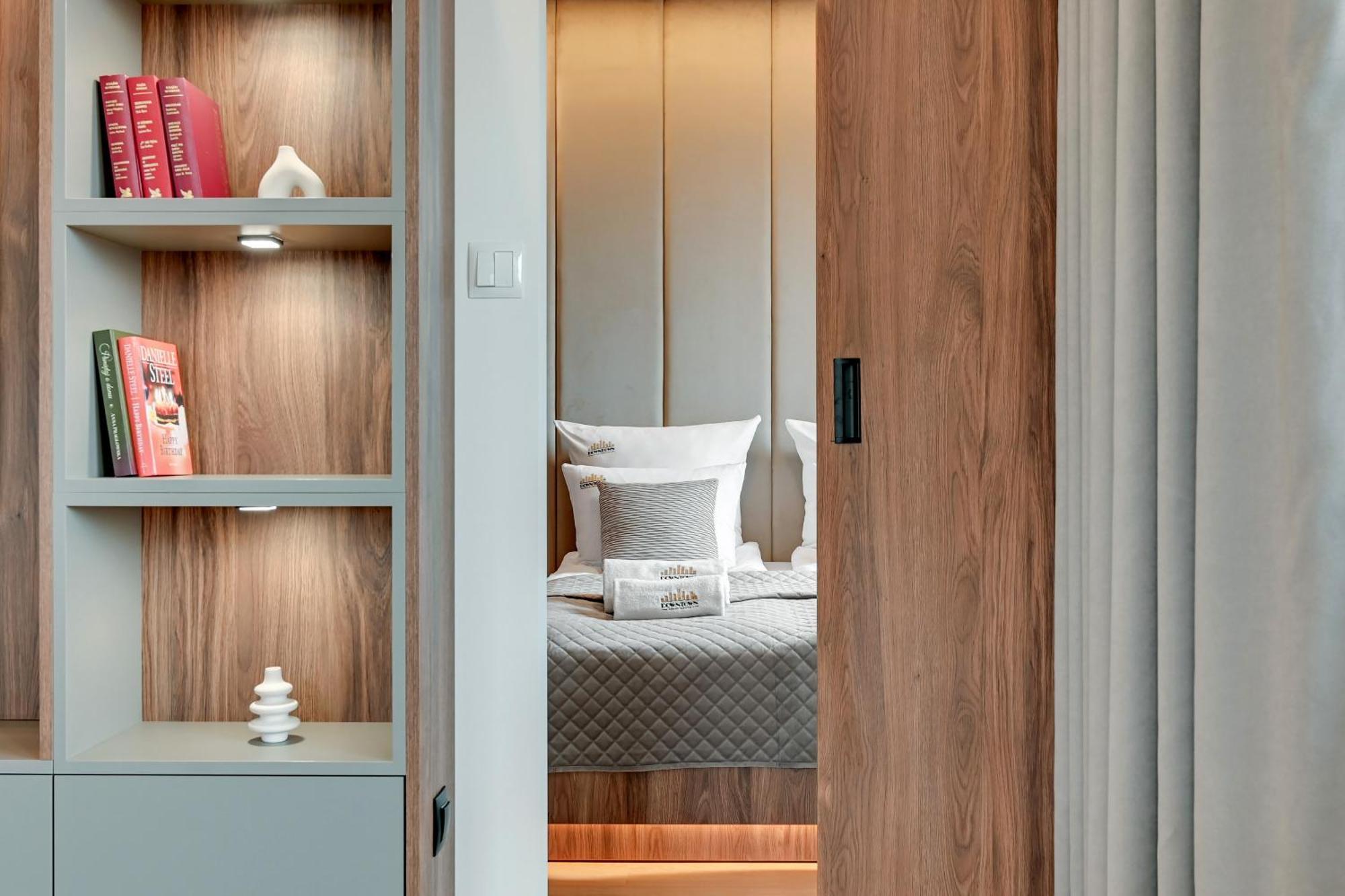 Brabank Riverside - Sauna, Business & Gym By Downtown Apartments Danzica Esterno foto